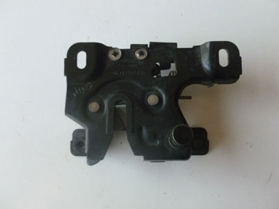 2000 Audi TT Mk1 / 8N - Hood Catch Latch 8N0823509E2